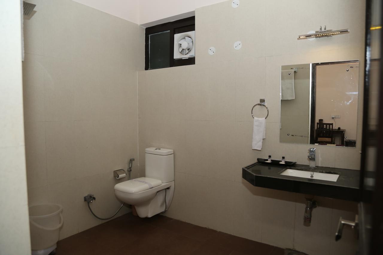 Gulmohar Sariska Resort Bairat Ngoại thất bức ảnh
