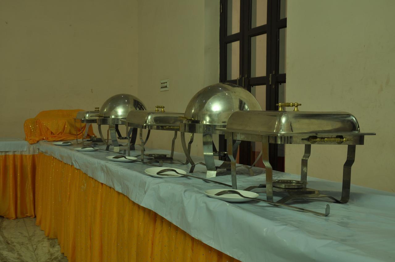 Gulmohar Sariska Resort Bairat Ngoại thất bức ảnh
